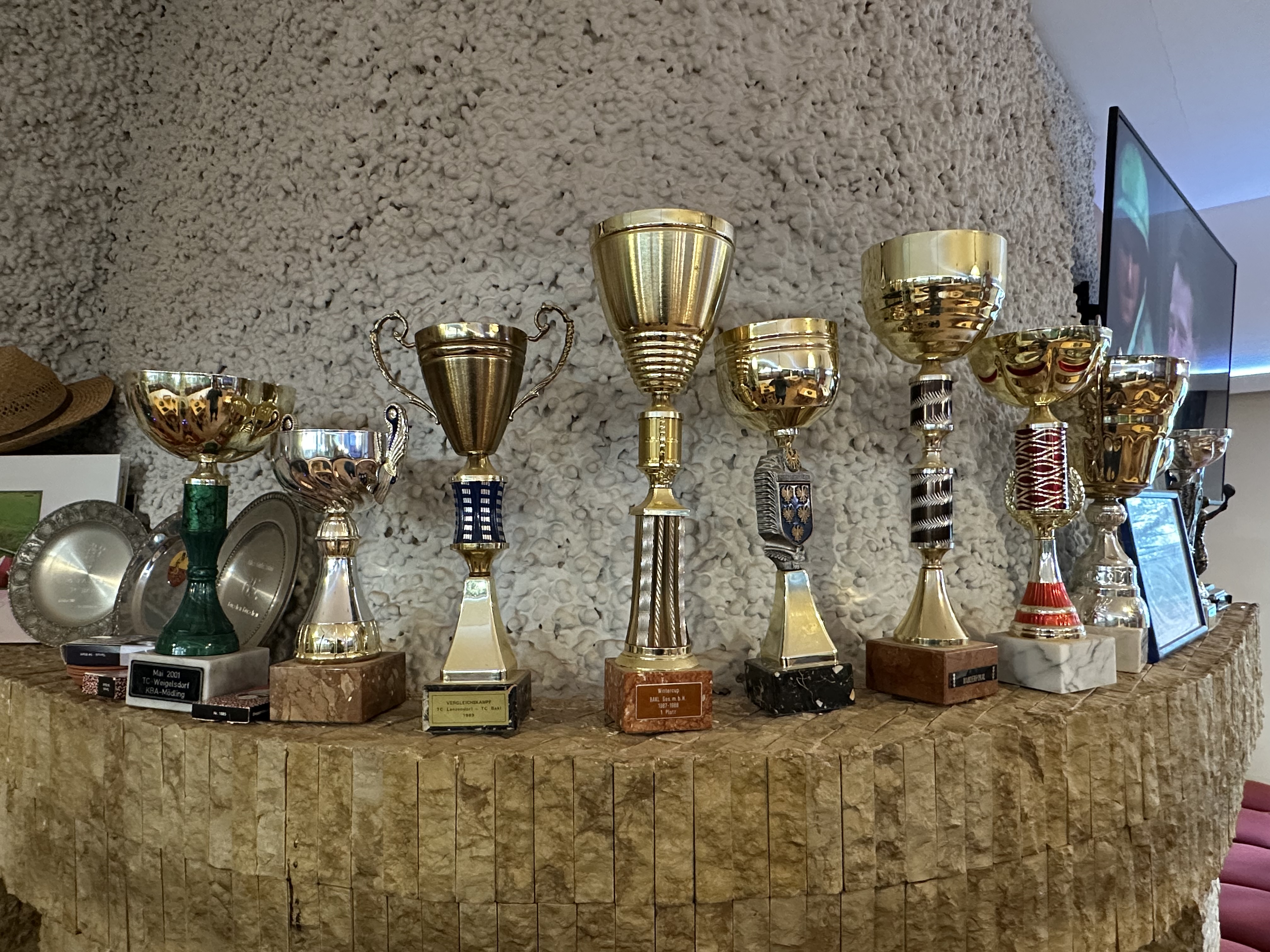 Pokale und Vereinsmomente bei Tennis Bakl